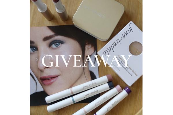 Win a Jane Iredale Beauty Set