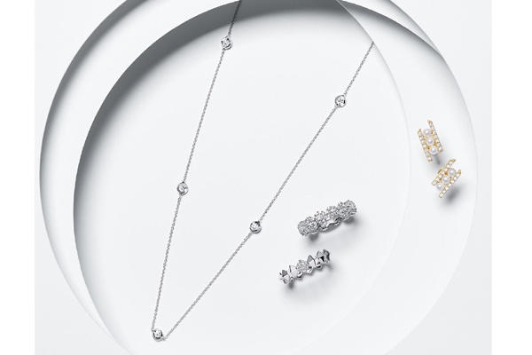 Win $500 Maison Birks Gift Card